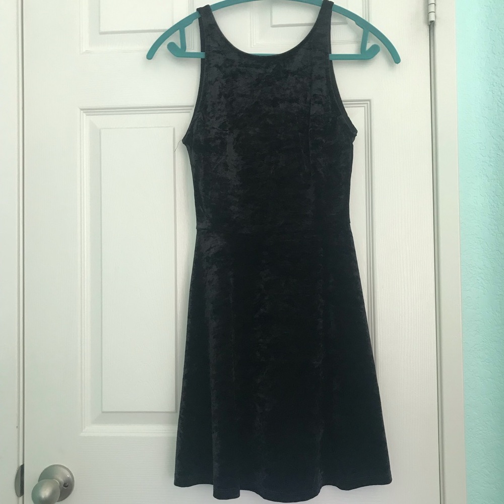 Velvet LBD